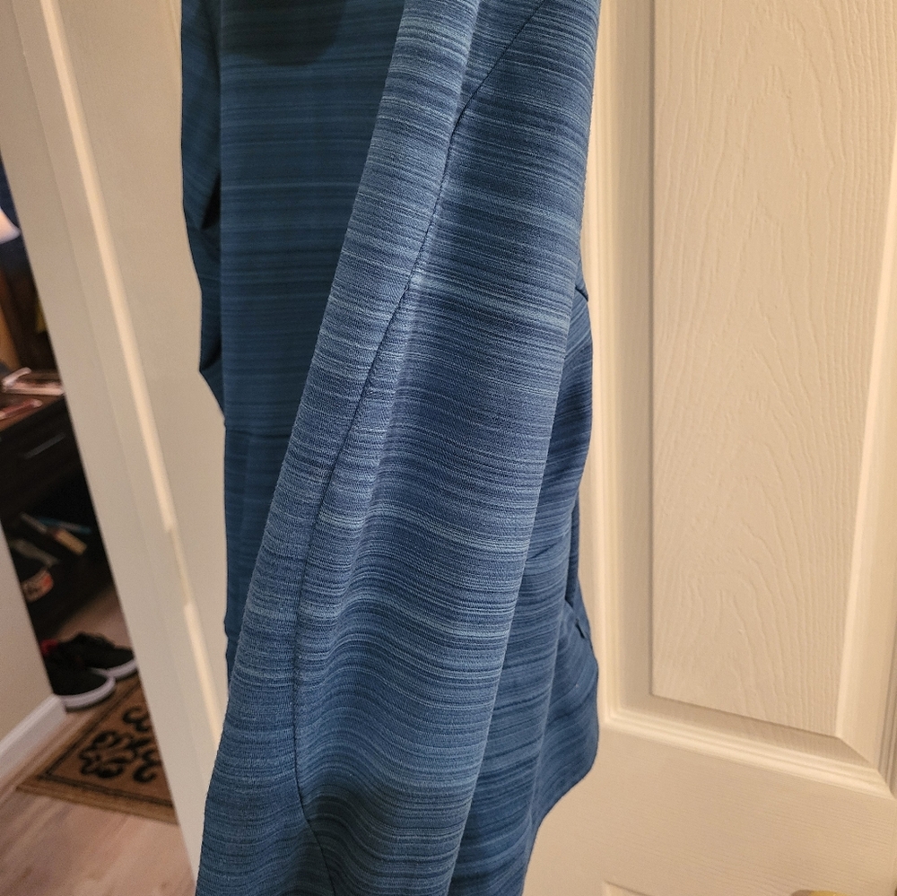 Plus Size Shape Jacket - Picture 6 of 6